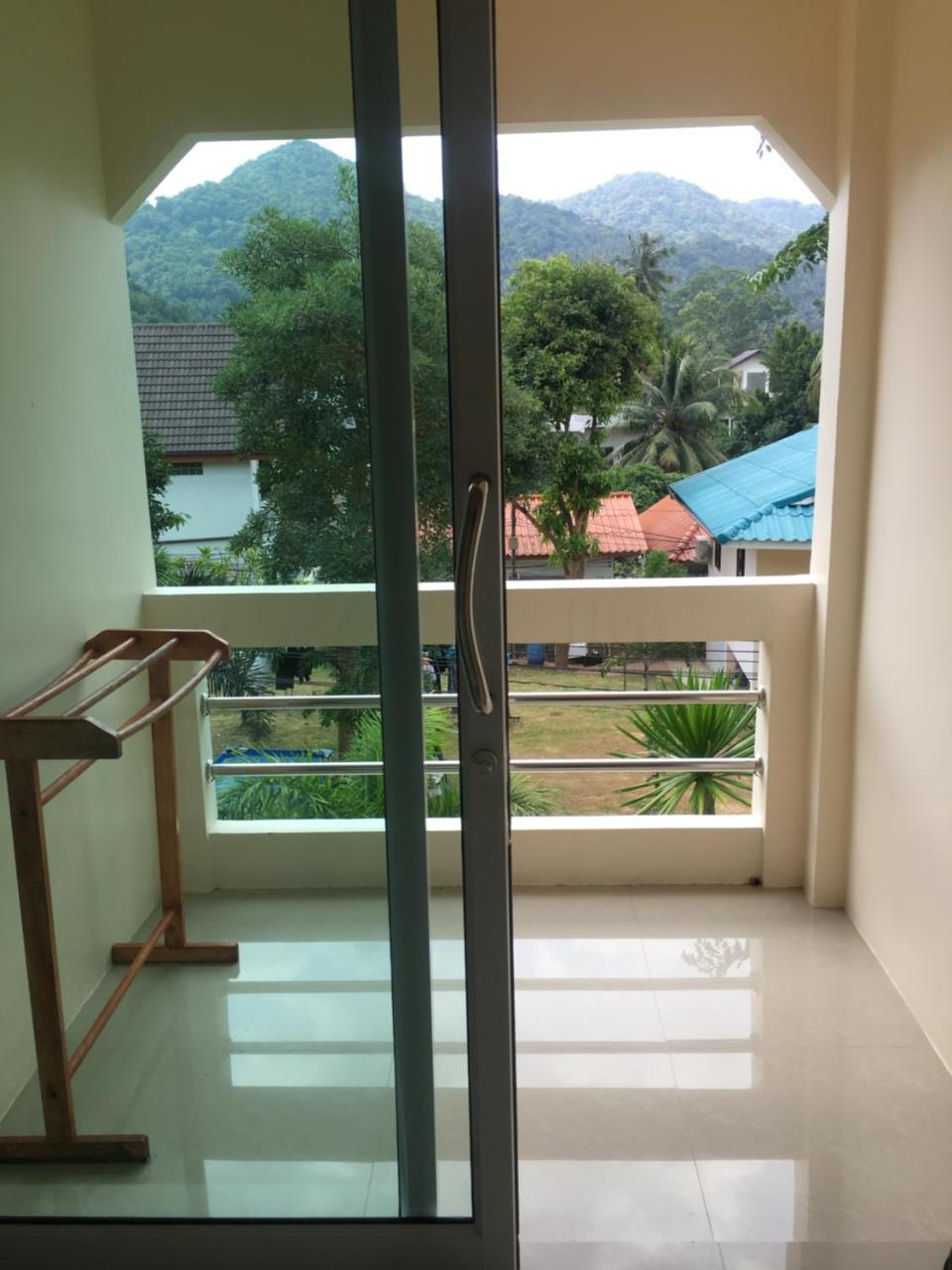 Budchui Guesthouse Тау Экстерьер фото